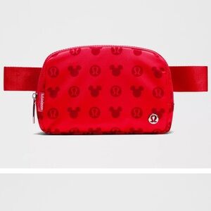 Disney x Lululemon NWT Everywhere Belt Bag Mickey Logo Pink